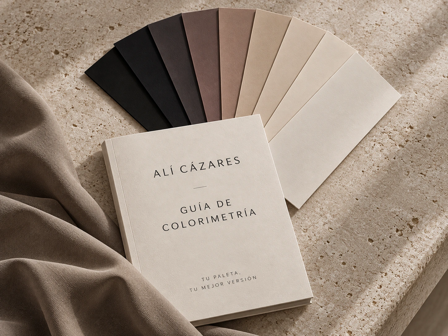 Guía de colorimetría con abanico de tonos neutros